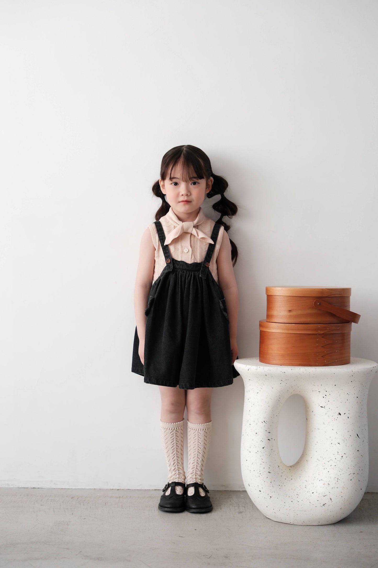 25SS Bow tie sleeveless knitwear