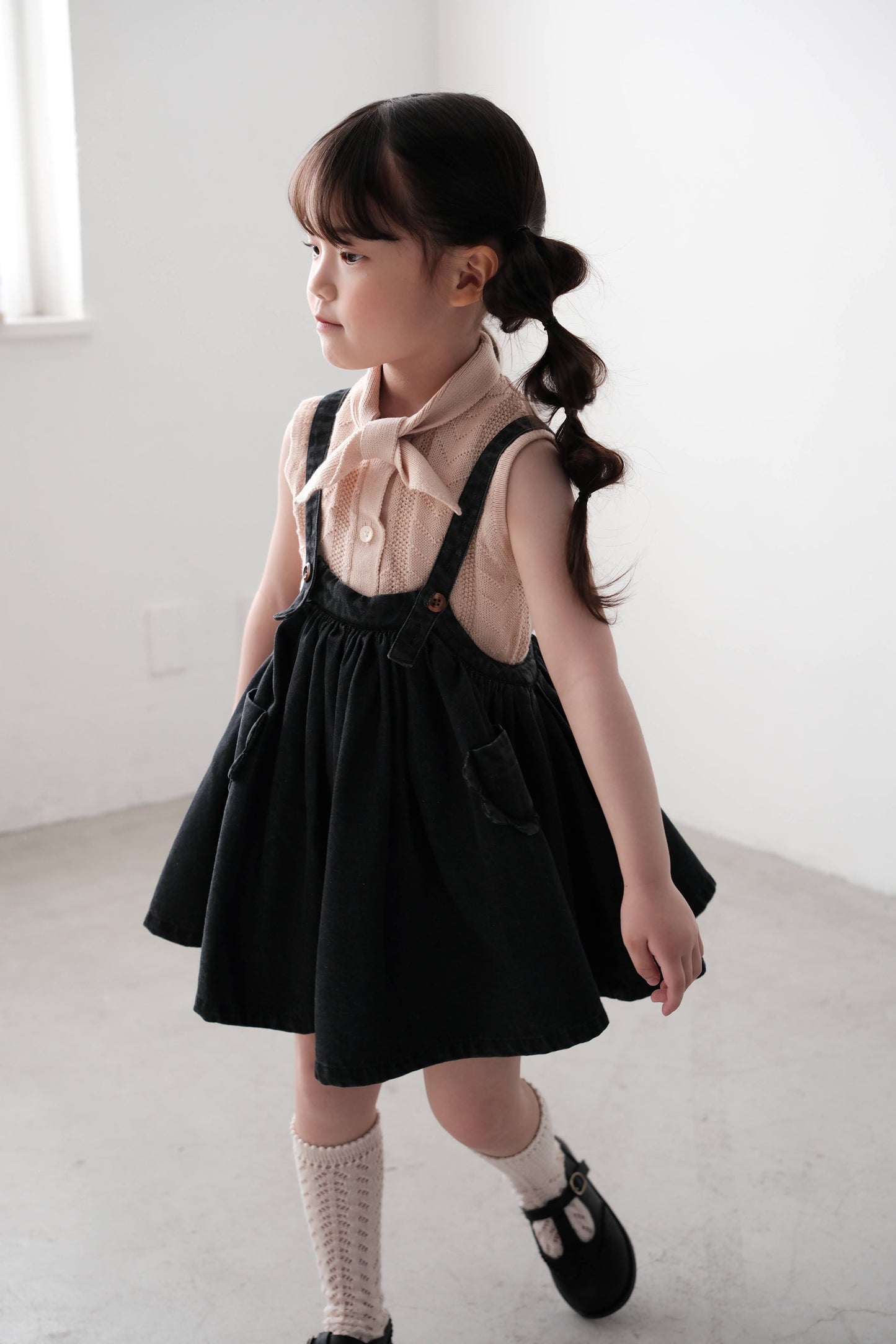 25SS Bow tie sleeveless knitwear
