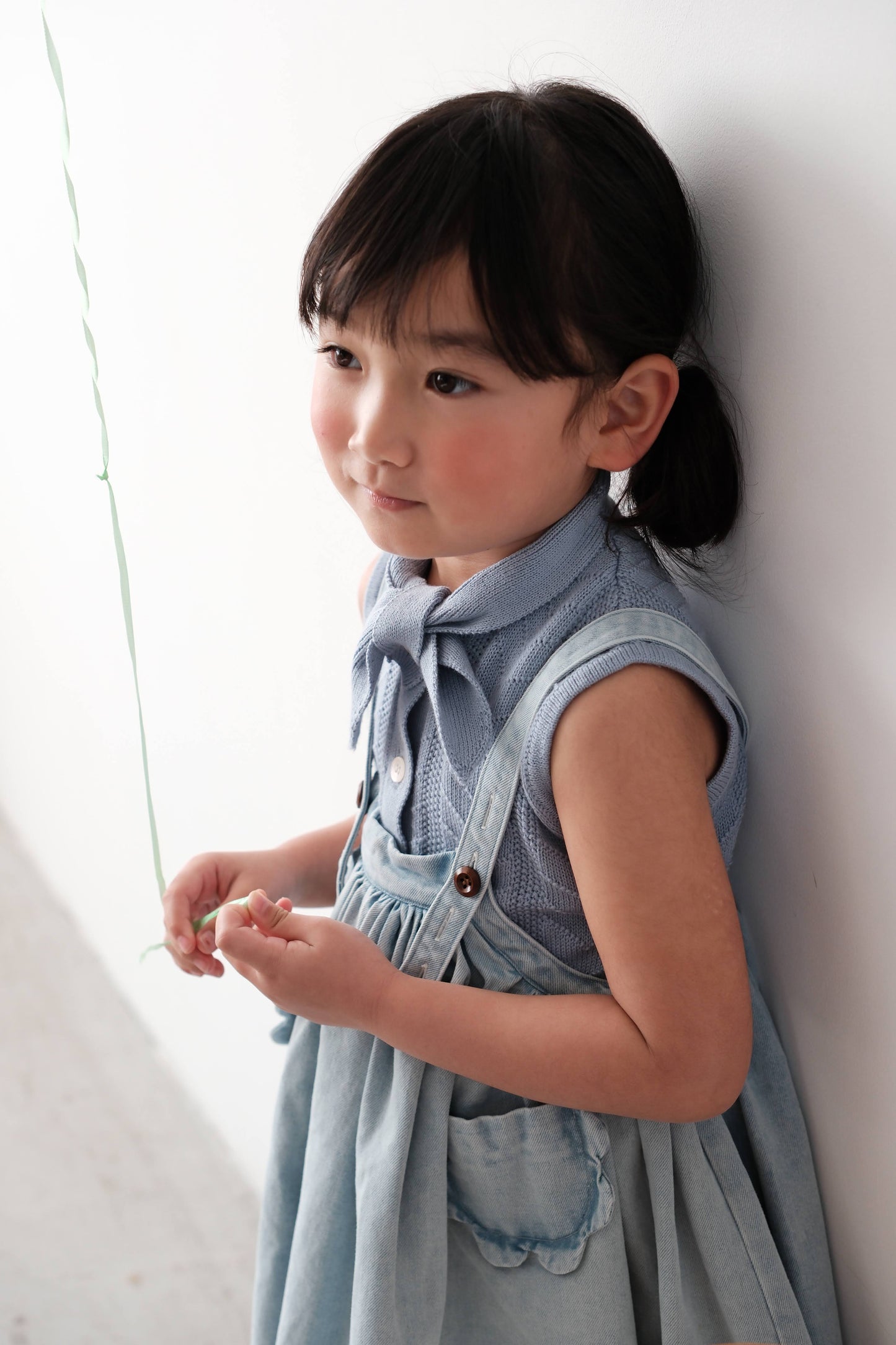 25SS Bow tie sleeveless knitwear