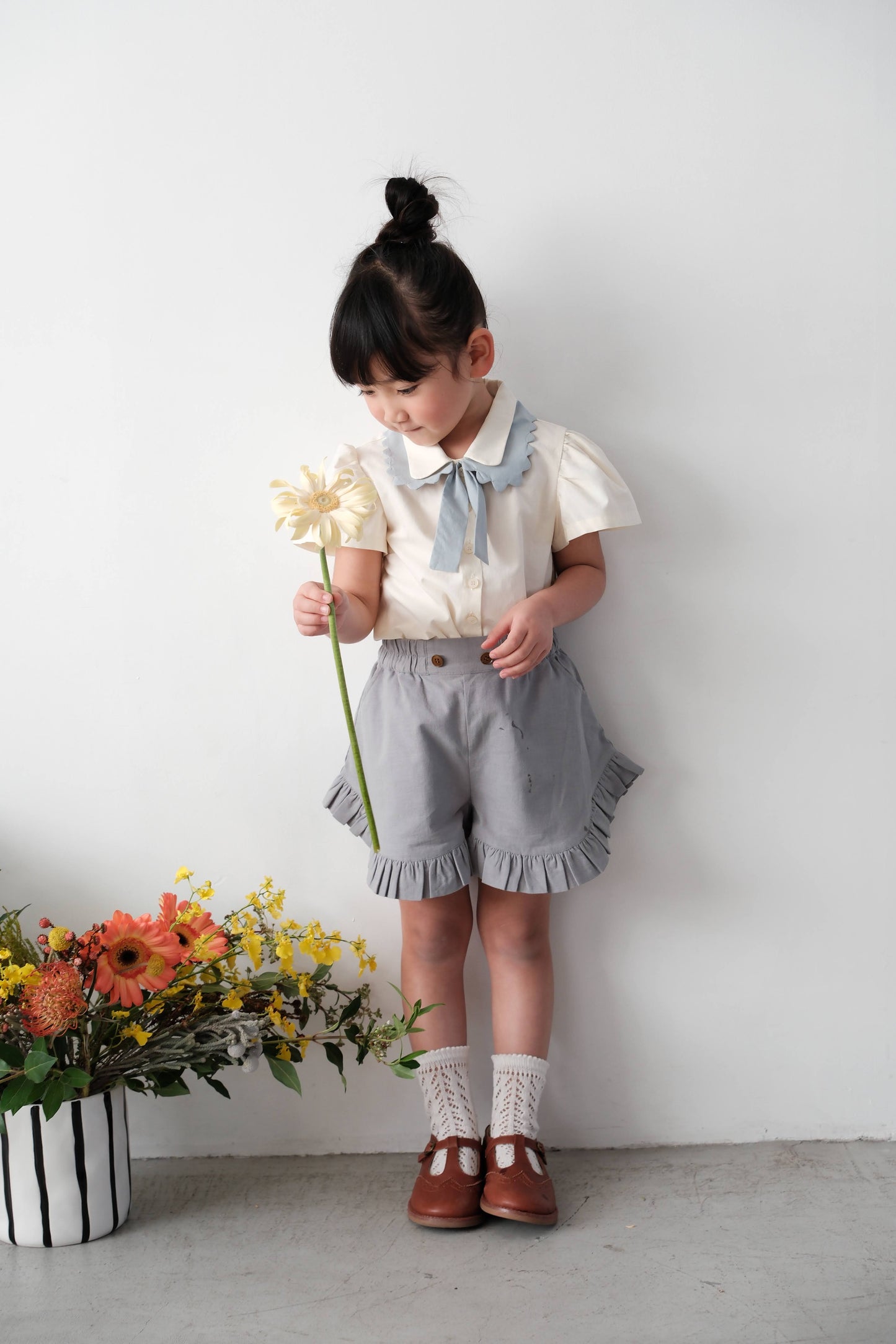 25SS Linen lace shorts