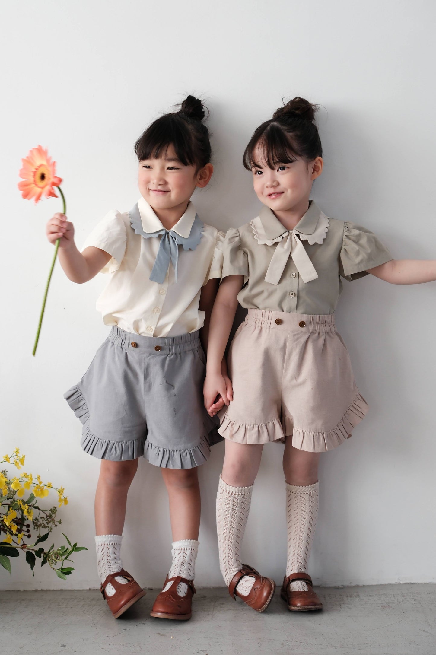 25SS Linen lace shorts