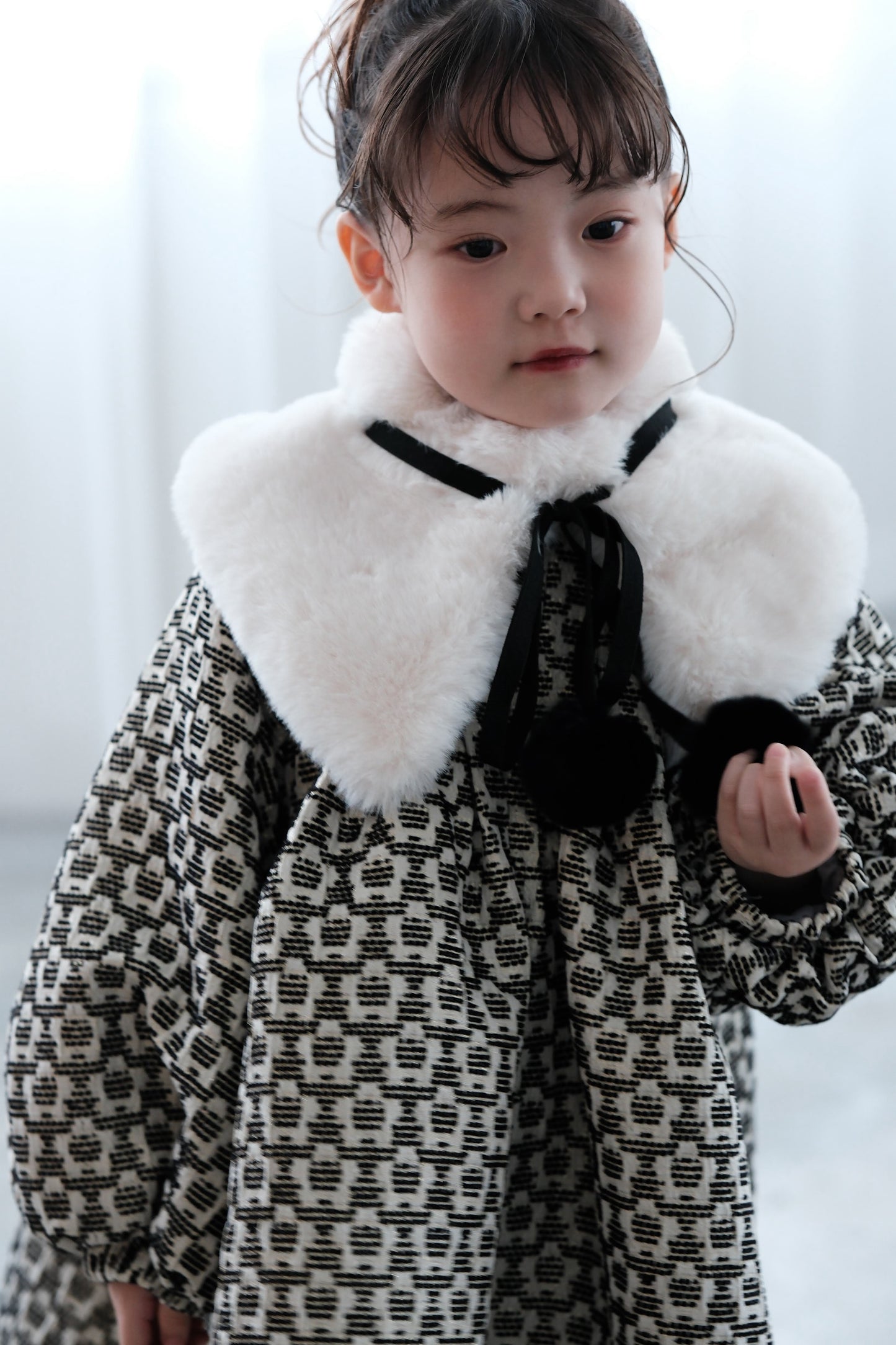 fur collar
