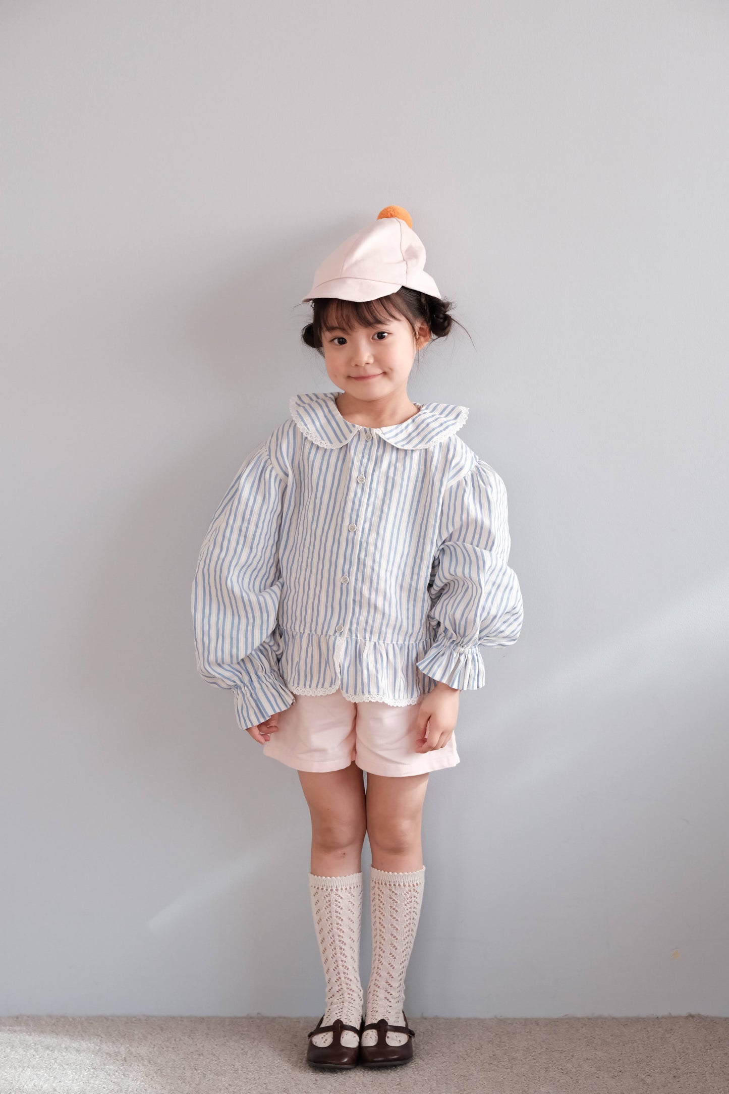 Doll collar shirt