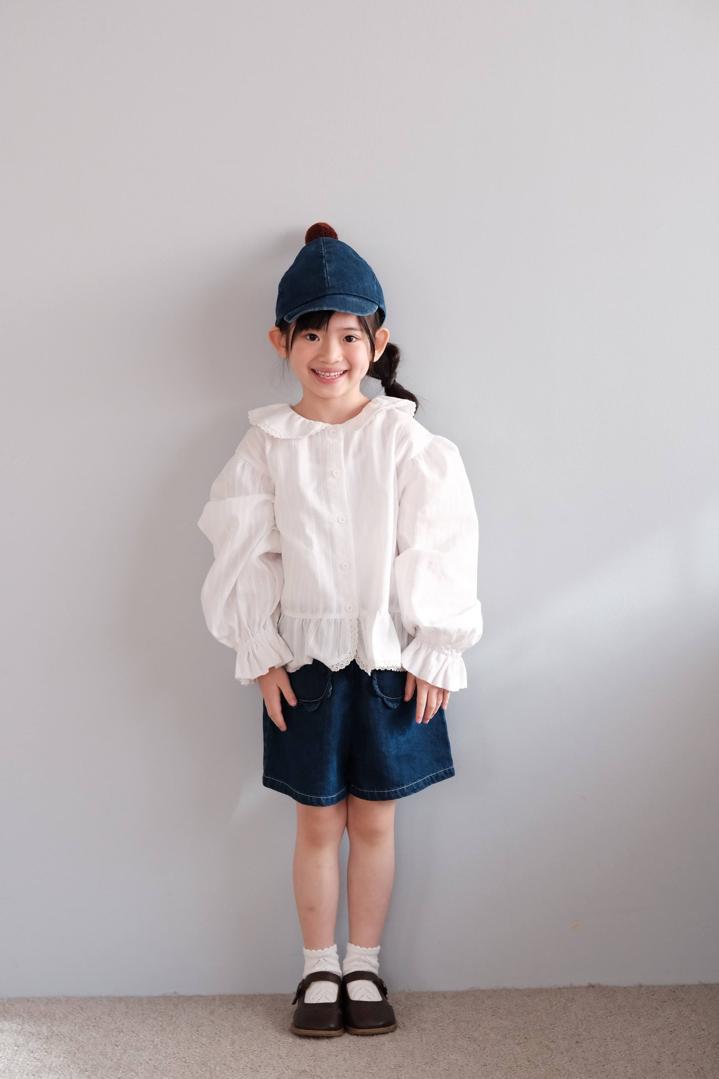 Doll collar shirt