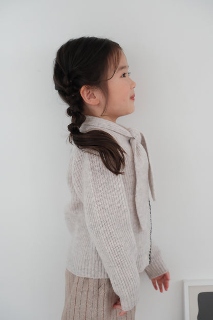 26AW Bow neck sweater