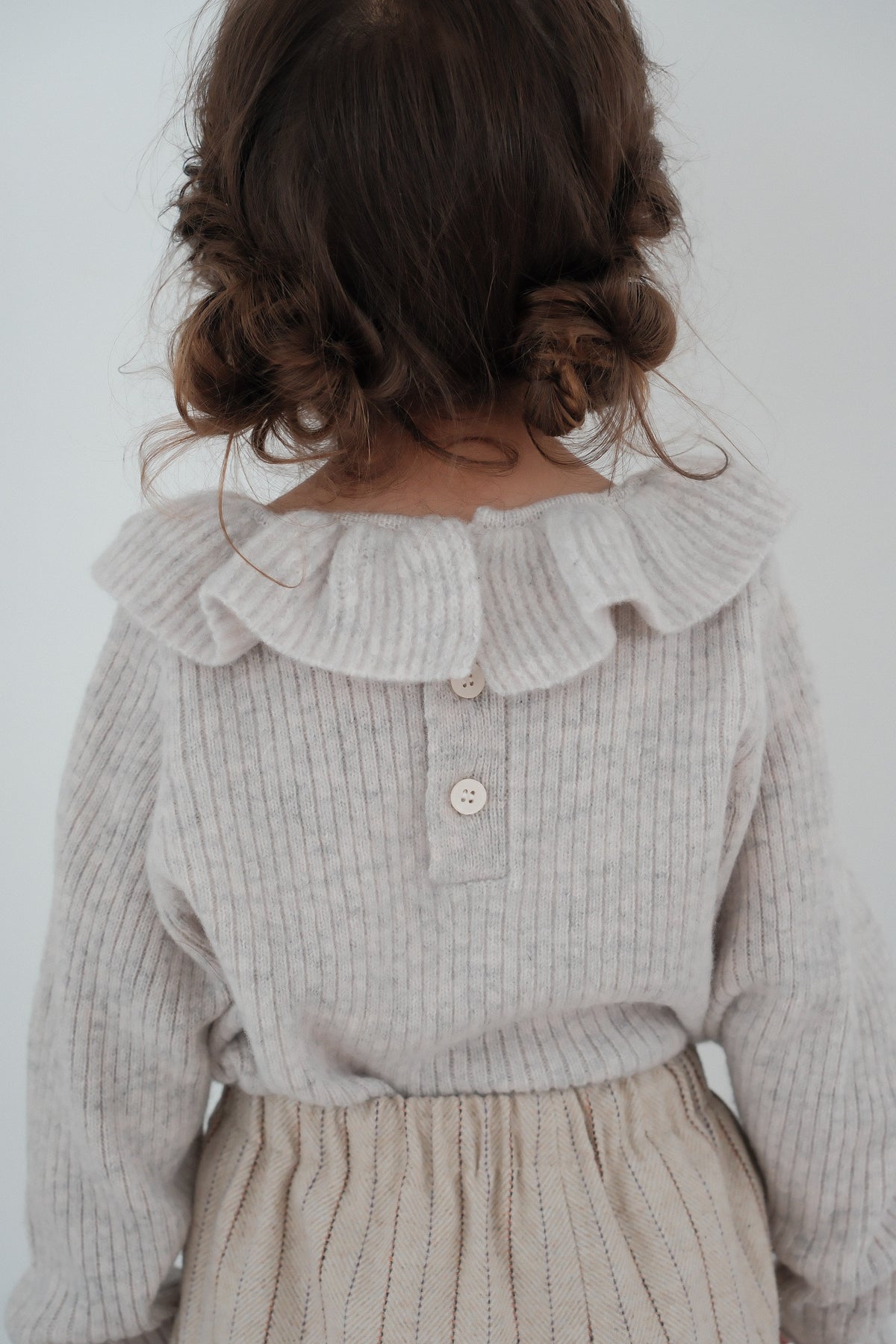 26AW ruffle collar sweater