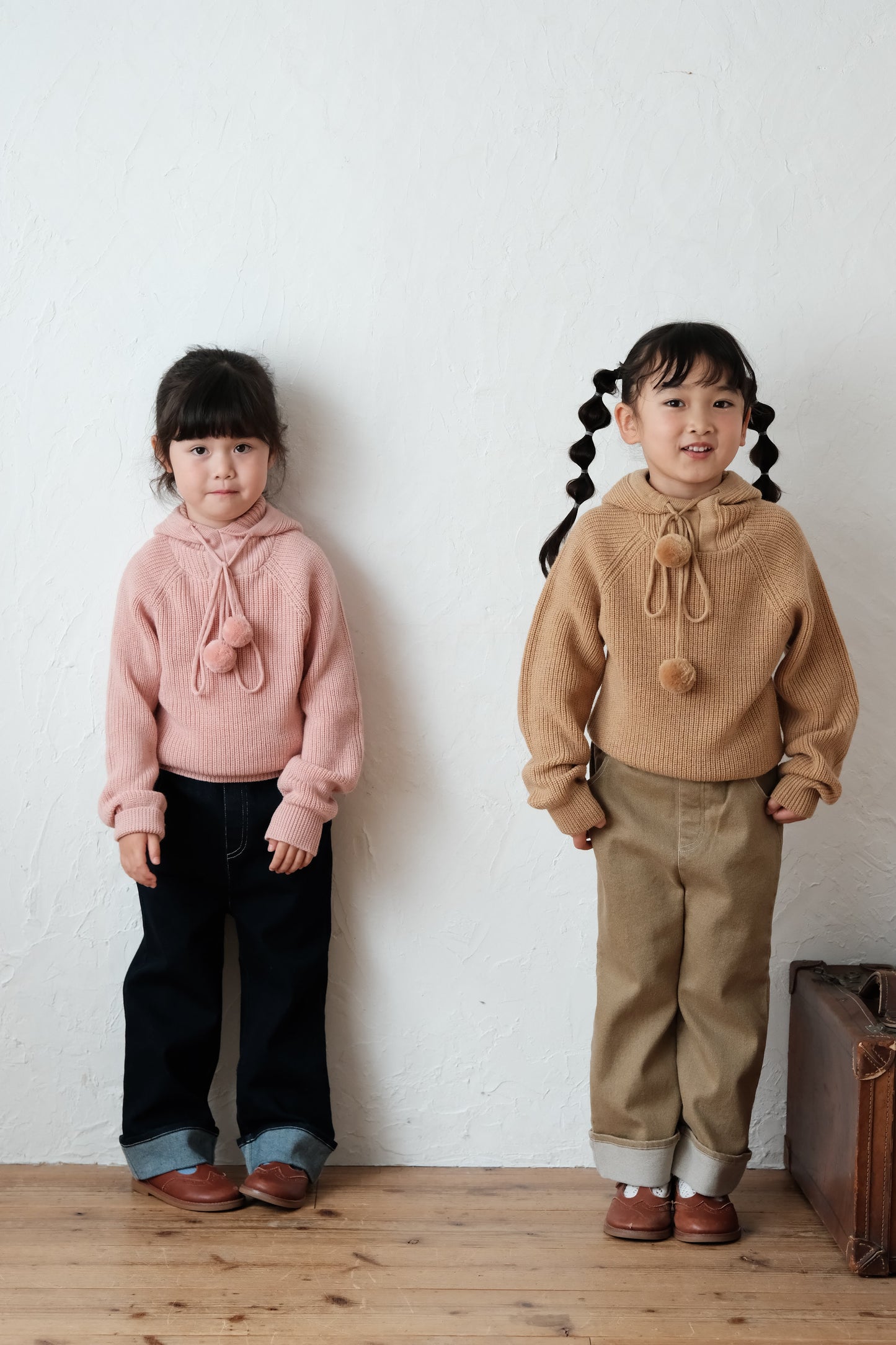 25AW Embroidered straight-leg pants