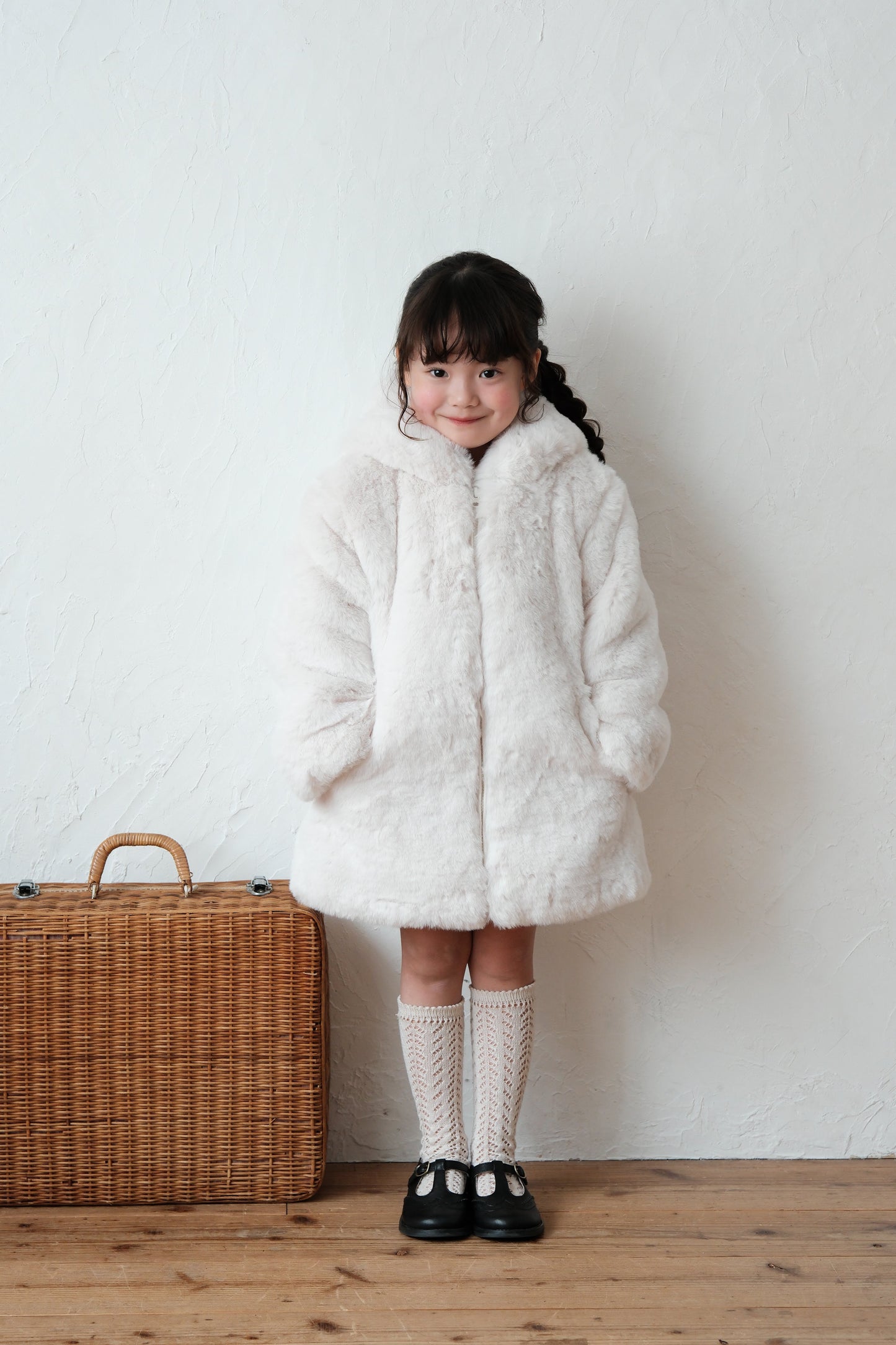 25AW Furry hooded coat