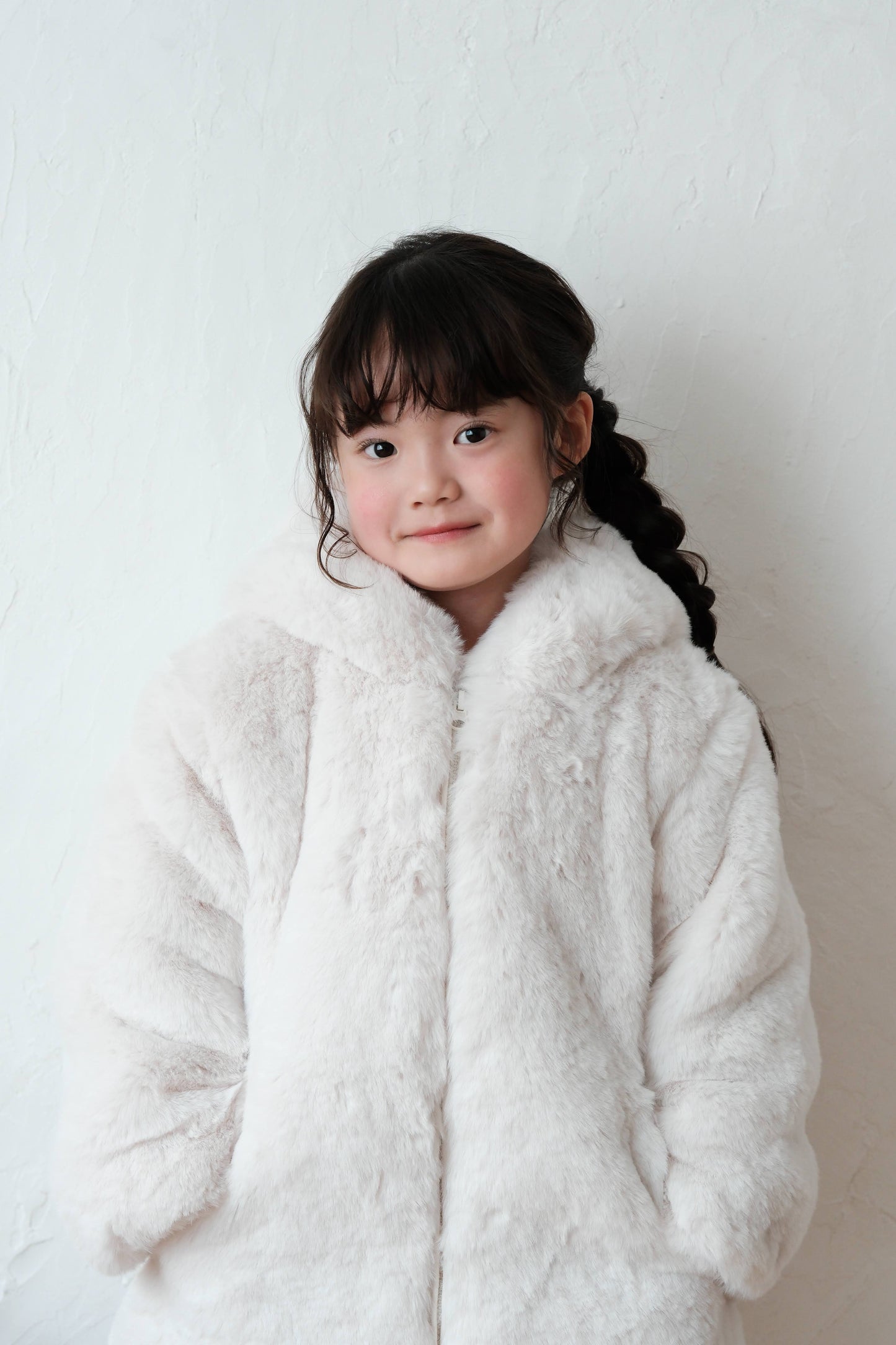 25AW Furry hooded coat